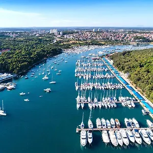 Ribarska Koliba Aparthotel Pula