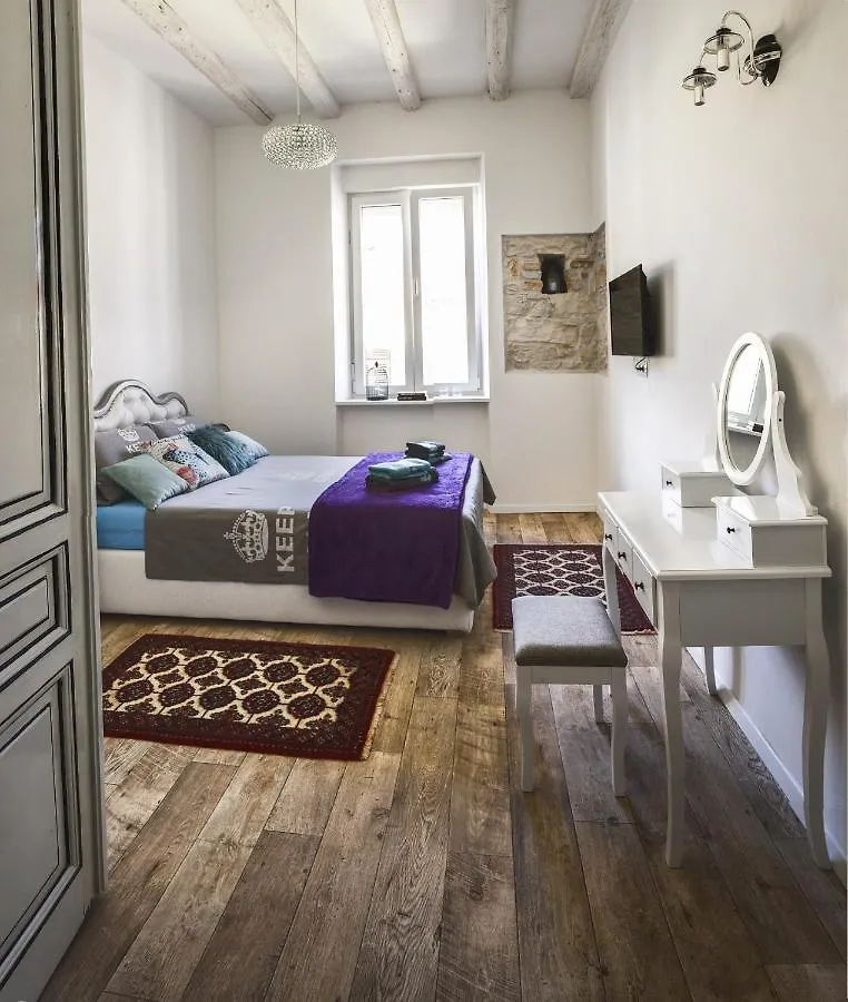**** לינה וארוחת בוקר PUY Emma'S Rooms B&B קרואטיה